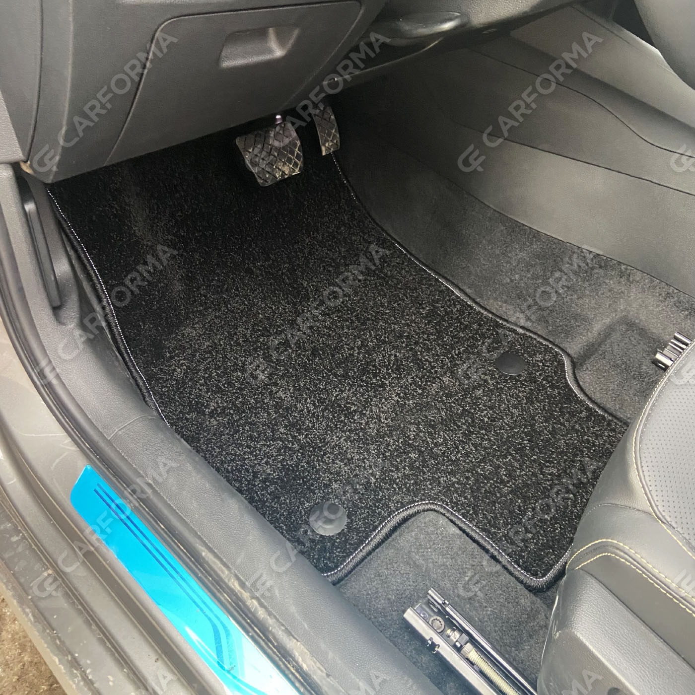Ворсовые коврики на Audi Q2L 2016&nbsp;-&nbsp;2026 в Кургане