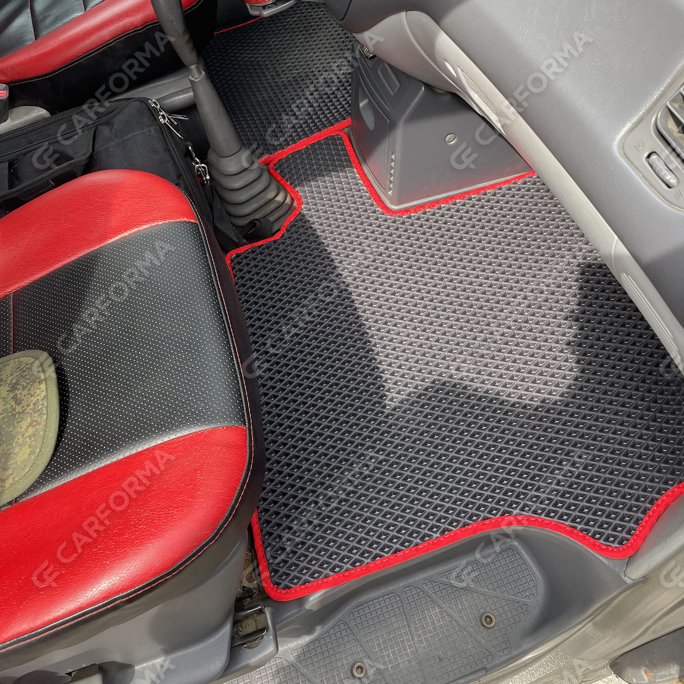 Ворсовые коврики на Mitsubishi Space Gear 1994&nbsp;-&nbsp;2007 в Кургане