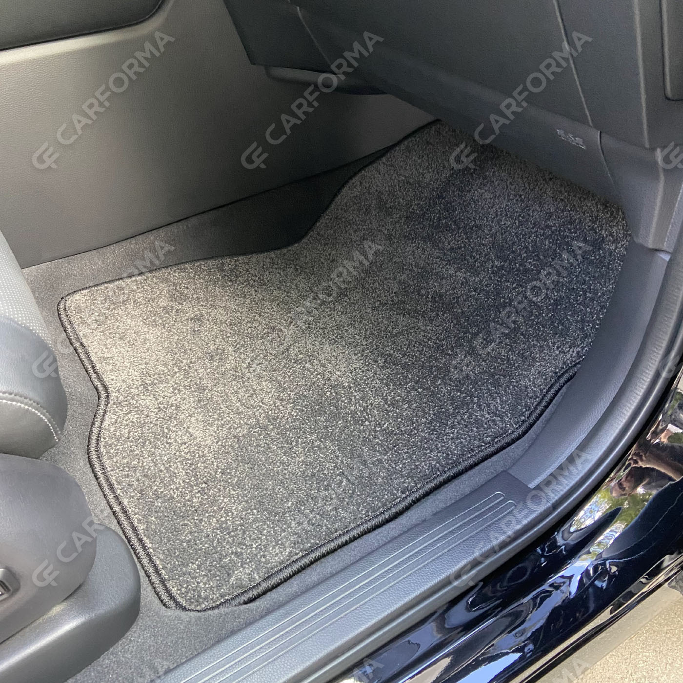 Коврики на Honda CR-V VI 2022&nbsp;-&nbsp;2026 в Кургане