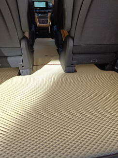 EVA коврики на KIA Carnival IV 11 мест 2020 - 2026 в Кургане EVA коврики на KIA Carnival IV 11 мест 2020 - 2026 в Кургане