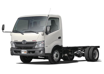 Ворсовые коврики на Hino 300 I широкая кабина 1999 - 2011 в Кургане