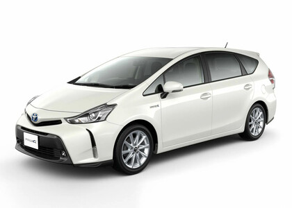 Ворсовые коврики на Toyota Prius Alpha 2011 - 2021 в Кургане