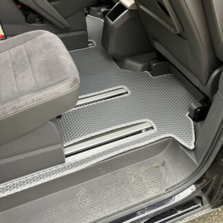 Коврики на Volkswagen Multivan (T7) 2021&nbsp;-&nbsp;2026 в Кургане