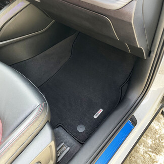 Ворсовые коврики на Audi Q2L 2016&nbsp;-&nbsp;2026 в Кургане