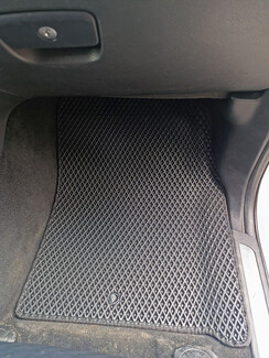 Ворсовые коврики на Jeep Grand Cherokee (WK2) 2010 - 2022 в Кургане Ворсовые коврики на Jeep Grand Cherokee (WK2) 2010 - 2022 в Кургане