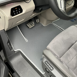 Коврики на Volkswagen Multivan (T7) 2021&nbsp;-&nbsp;2026 в Кургане