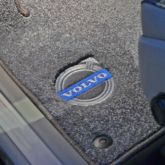 Ворсовые коврики на Volvo V60 I 2010&nbsp;-&nbsp;2018 в Кургане