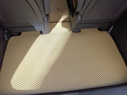 EVA коврики на KIA Carnival IV 11 мест 2020 - 2026 в Кургане EVA коврики на KIA Carnival IV 11 мест 2020 - 2026 в Кургане