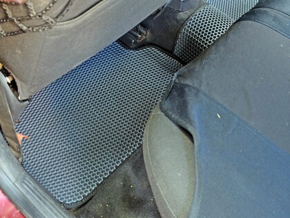 Ворсовые коврики на Ford Focus I 1998 - 2005 в Кургане Ворсовые коврики на Ford Focus I 1998 - 2005 в Кургане