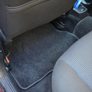 Ворсовые коврики на Ford Focus I 1998 - 2005 в Кургане Ворсовые коврики на Ford Focus I 1998 - 2005 в Кургане