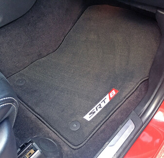 Ворсовые коврики на Jeep Grand Cherokee (WK2) 2010 - 2022 в Кургане Ворсовые коврики на Jeep Grand Cherokee (WK2) 2010 - 2022 в Кургане